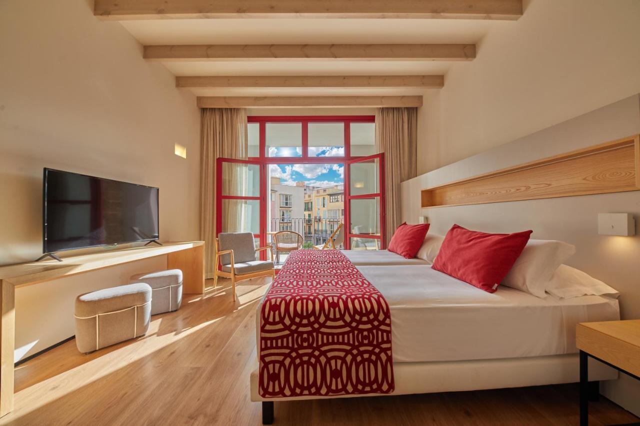 Family Two-Bedroom Apartment